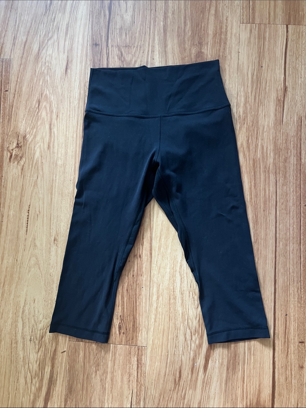 lululemon athletica Black High-Rise Capri Leggings